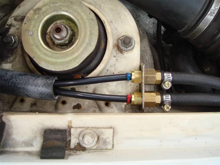 Golf 1 2000E/16V Oettinger projekt - Brandstof slangerne fra pumpe og frem. billede 58