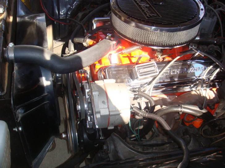 1966 Chevy Caprice Lowrider - 327 cu.i. V8 (5.4 liter) billede 13