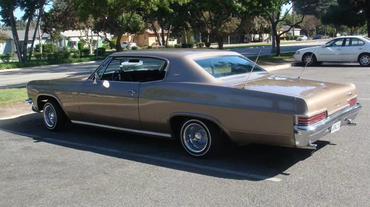 1966 Chevy Caprice Lowrider billede 23