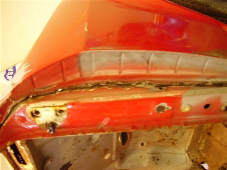 Alfa Romeo Alfetta GTV - Ikke første gang skærmet er pille af. billede 14