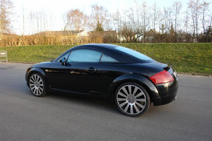 Røgkanon i aktion! - Og her har jeg så samleje med Scarlett Johansson, bare ærgeligt ruderne er lidt tilduggede. billede 27