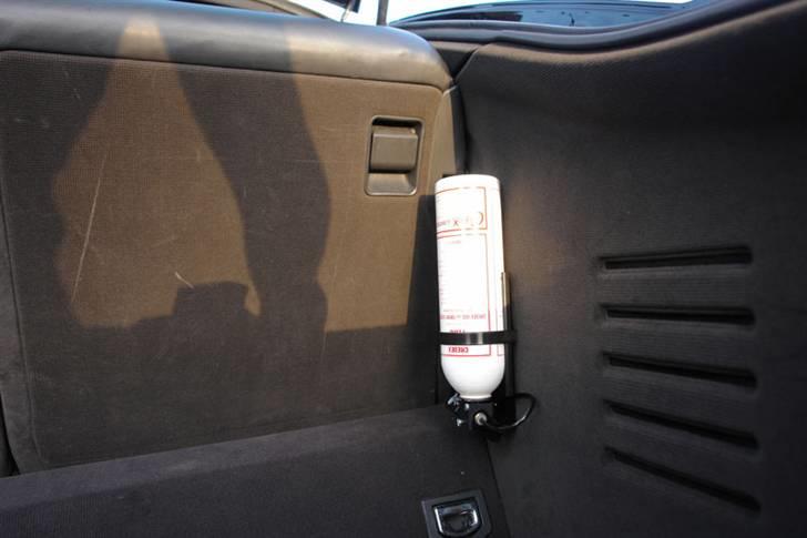 Røgkanon i aktion! - Trykflasken med røgvæsken. billede 31