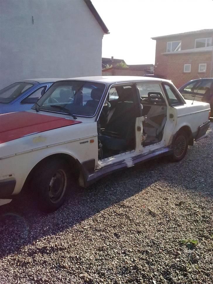 Ombygning af volvo 240 billede 20
