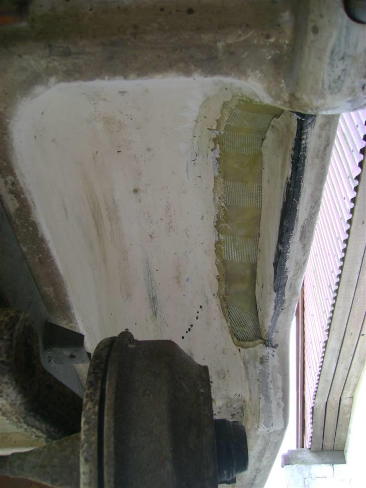 Min Safari 280 "GT"..  - Flyttede lige kanten ud og byggede nyt op 
 billede 39