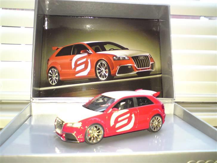 MODEL BILER i størrelse 1:43-1:24 og 1:18  - Link til den virkelige ClubSport Audi A3 : http://www.audi.dk/audi/dk/dk2/experience/studies/a3_club.html billede 157