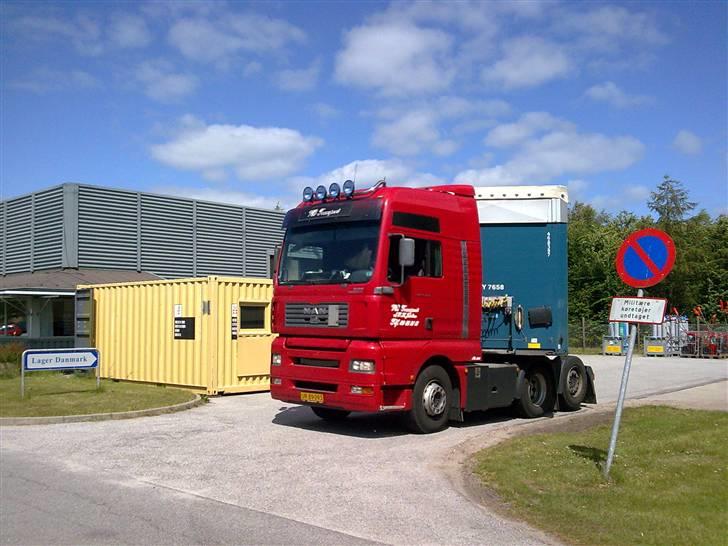 Billeder fra mine ture hos VB Transport - Ude på flyvestation Skrydstrup og læsse lidt af. billede 82