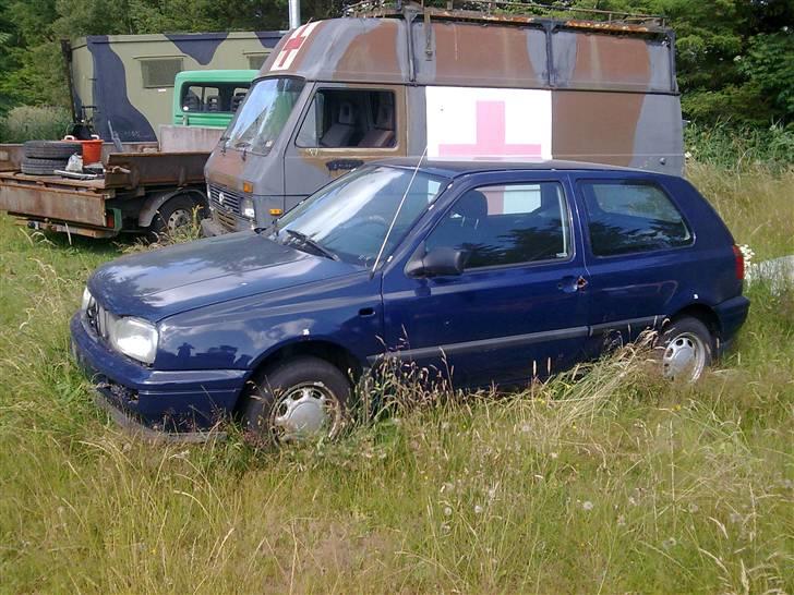 Til minde om Ove Bruun.. - Alt muligt.. Med, såvel uden afgift står bare og venter på og blive lavet op.. billede 1