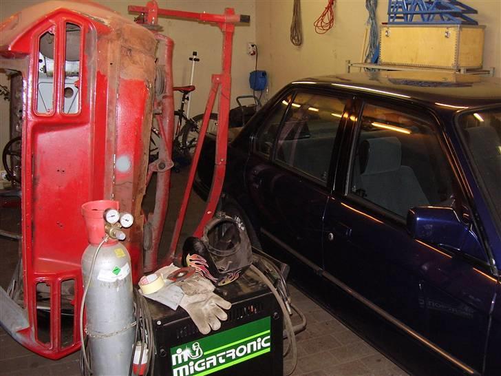 Alfa Romeo Alfetta GTV - Brormand bimmer kan lige holde ved siden af billede 45