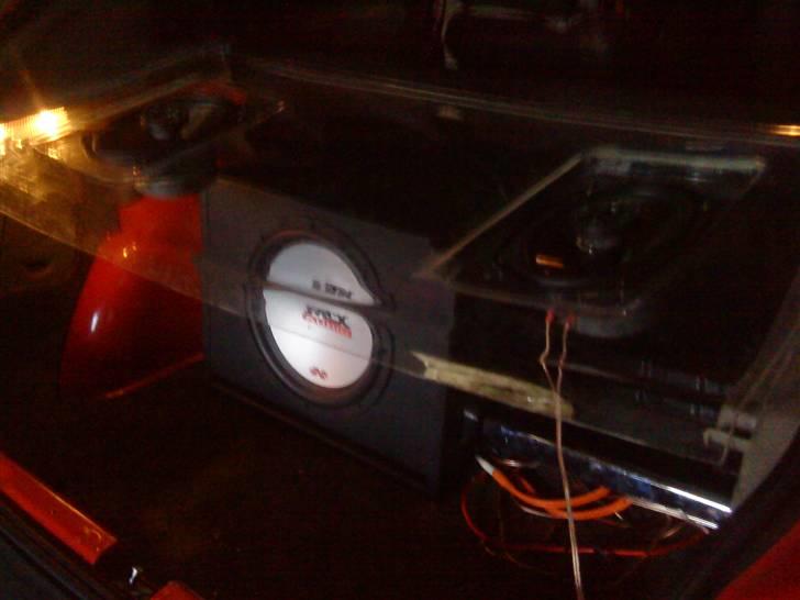 Ny hattehylde til den lille bil :) billede 11