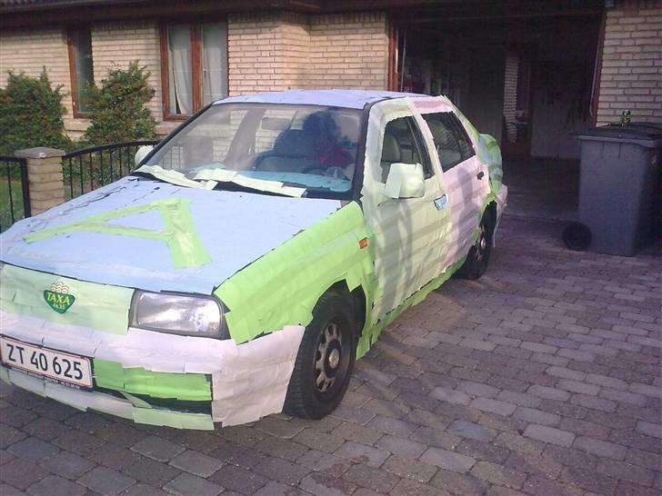 Vendte hjem til "Post it" bilen. billede 2