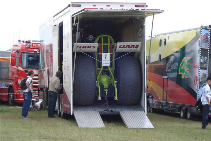 DTP ( Dansk Traktor Pulling ) i Herning 2009 - 4500 Modificeret, stadig i kasse, som i kan se, der er ik meget spildplads billede 7