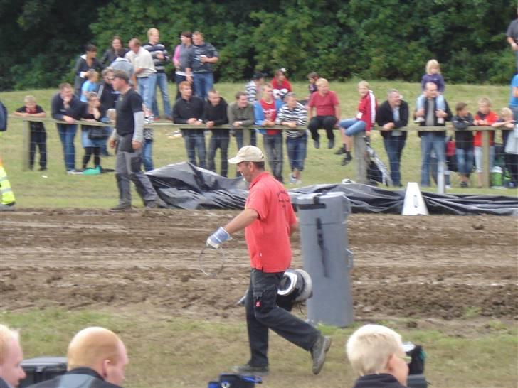 DTP ( Dansk Traktor Pulling ) i Herning 2009 - Super- og Pro Stock

lidt frontgitter / turbodele billede 20