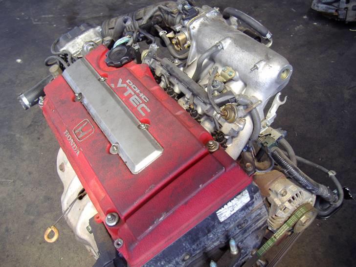 Min Nye Racer Motor Honda Vtec - Sådan så den ud i Japan inden den kom til DK... Tak Gadbjerg Motorimport www.motorimport.dk billede 2