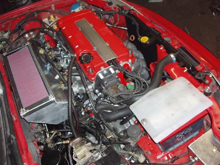 Min Nye Racer Motor Honda Vtec - Endelig Færdig. Jaah malet motor ser nu meget godt ud.. billede 10