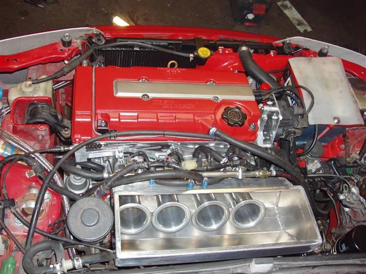 Min Nye Racer Motor Honda Vtec - Endelig Færdig. 90mm lange Tragte.. Skal nok lyde godt.. billede 12