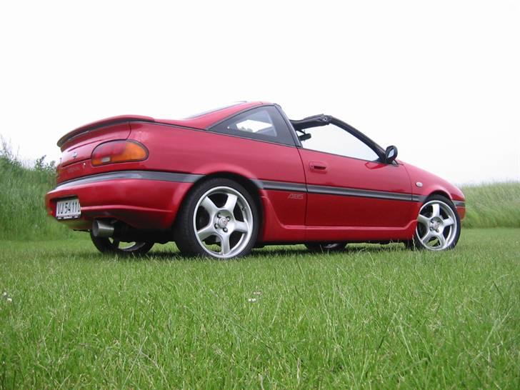 Nissan 100NX 2.0 GTi, Targa billede 1