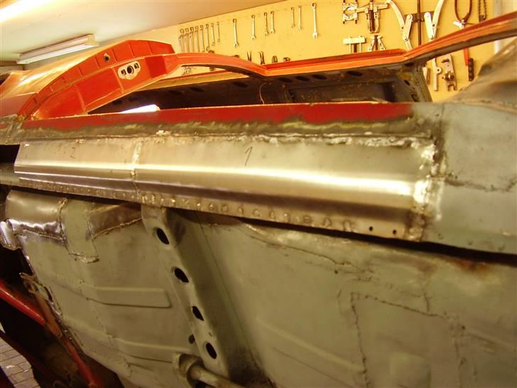 Alfa Romeo Alfetta GTV - Panel svejses på billede 61