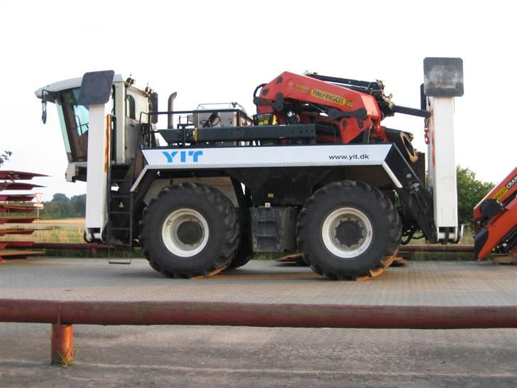 YIT Traktor billede 2