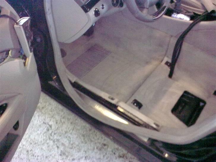 Styling til Mercedes W211 ! - Led lys / AMG NÆSTEN FÆRDIG!!!! billede 18