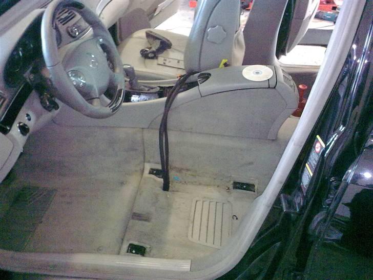 Styling til Mercedes W211 ! - Led lys / AMG NÆSTEN FÆRDIG!!!! - Føj billede 22