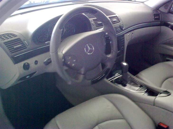 Styling til Mercedes W211 ! - Led lys / AMG NÆSTEN FÆRDIG!!!! - Ganske pænt sys jeg når man tænker på den er født elegance???? billede 27