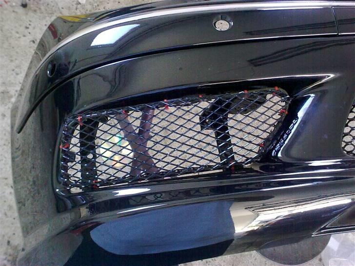 Styling til Mercedes W211 ! - Led lys / AMG NÆSTEN FÆRDIG!!!! - Home made, kun prøve mont, gitter vil blive lavet om ! billede 33