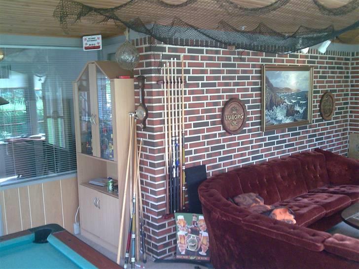 Rottehullet. - Tuborg & Carlsberg skilte, Gamle rus-net til og kaste kapslerne op i:) billede 5