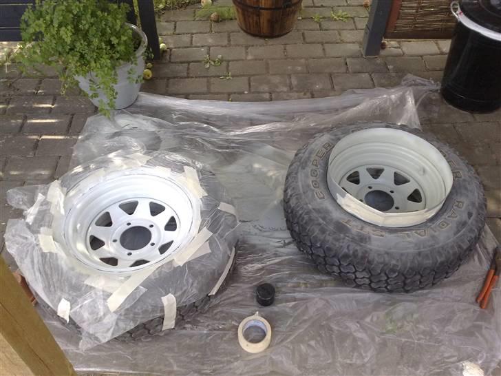 1956 Willys Jeep projekt  - Grunding og maling billede 10