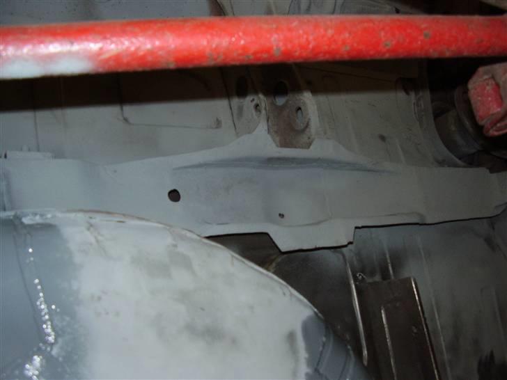 Alfa Romeo Alfetta GTV - Bund af vange svejset færdig billede 79