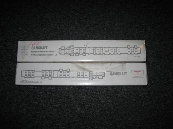 Toyota corolla ae82  - Toda knaster.
den ene er 304´grader med 10,5 mm løft
den anden er 272 med 10,3 mm løft billede 23