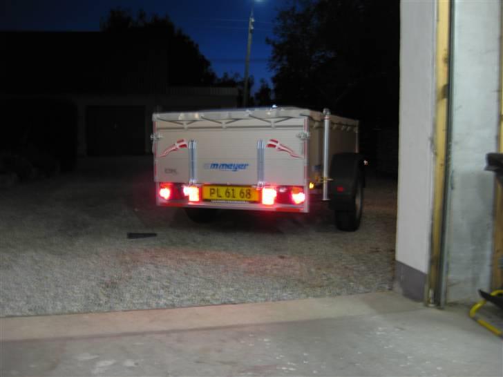 Den ny trailer..1200/960kg. billede 9