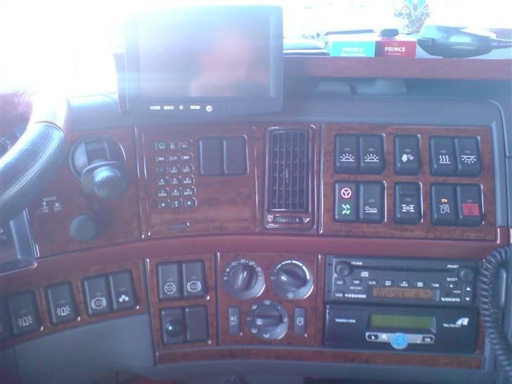 Volvo FH16 660 8x4 - Nøddetræet monteret :-D billede 61