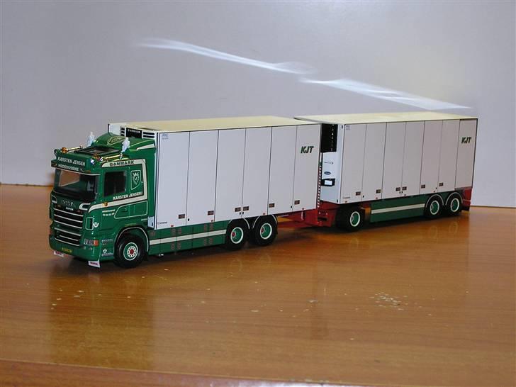 Tekno modellastbiler - Karsten Jensen Transport

Købt og hentet den 20-09-09 billede 7
