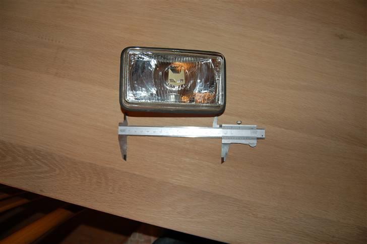 Købt frederacia stump market - S.E.V. Marchal 859 GT glas Mål: 150 x 90 mm billede 7