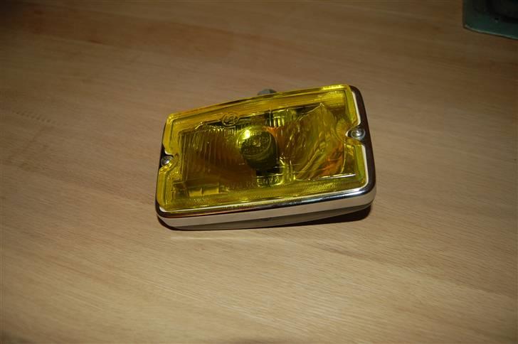 Købt frederacia stump market - Siem Comind Lygter, tænker de kan bruges som kørelyslygter Mål: 140 x 80 mm billede 12