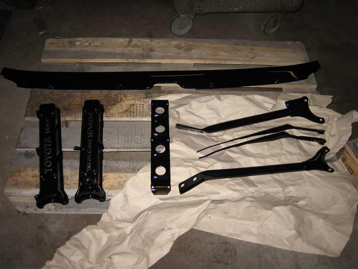 Toyota corolla ae82  - Så fik jeg da lidt malet, man kan se lidt effekt i det.. billede 33