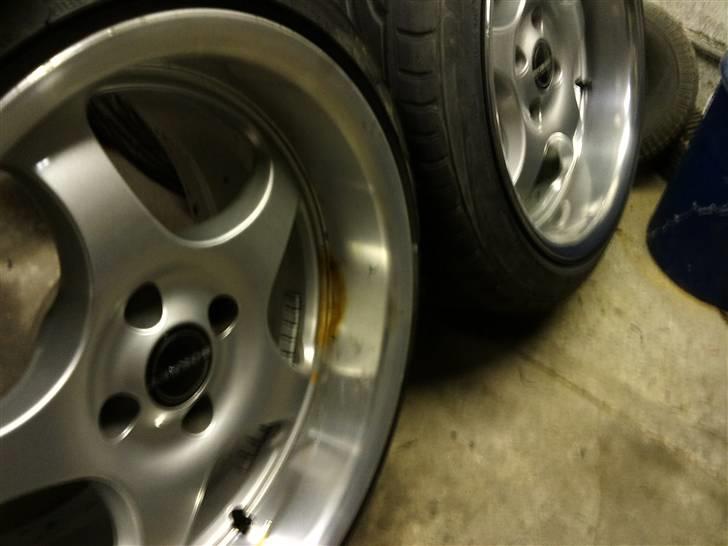 Fin polering af alufælge. - Før og efter. billede 7