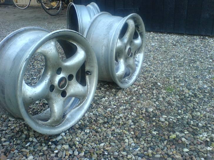 Renovering og lakering af fælge. - 16''x7.5'' billede 2