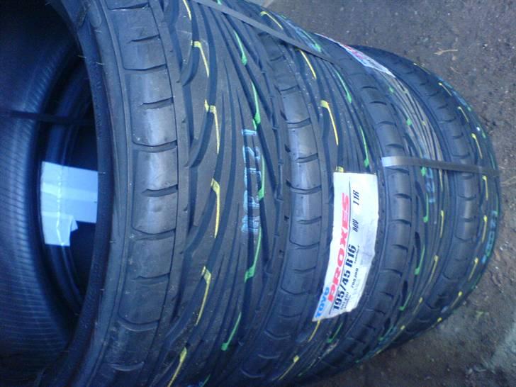 Renovering og lakering af fælge. - Købt for 2300kr hos www.daekonline.dk levering tog 3 dage.. billede 19