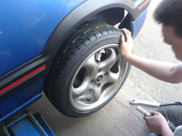 Renovering og lakering af fælge. billede 21