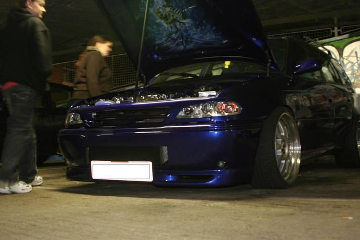  6 / 4 / 07  ( Kælderen / Tech 21 )  Sønderborg  billede 1