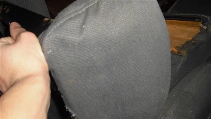 Skifte af pude på recaro sæde - Stræk det godt ud billede 16