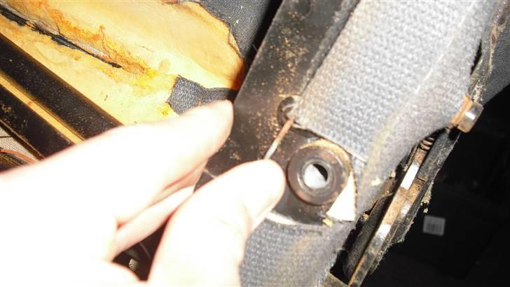 Skifte af pude på recaro sæde - Hiv tråde på plas billede 18