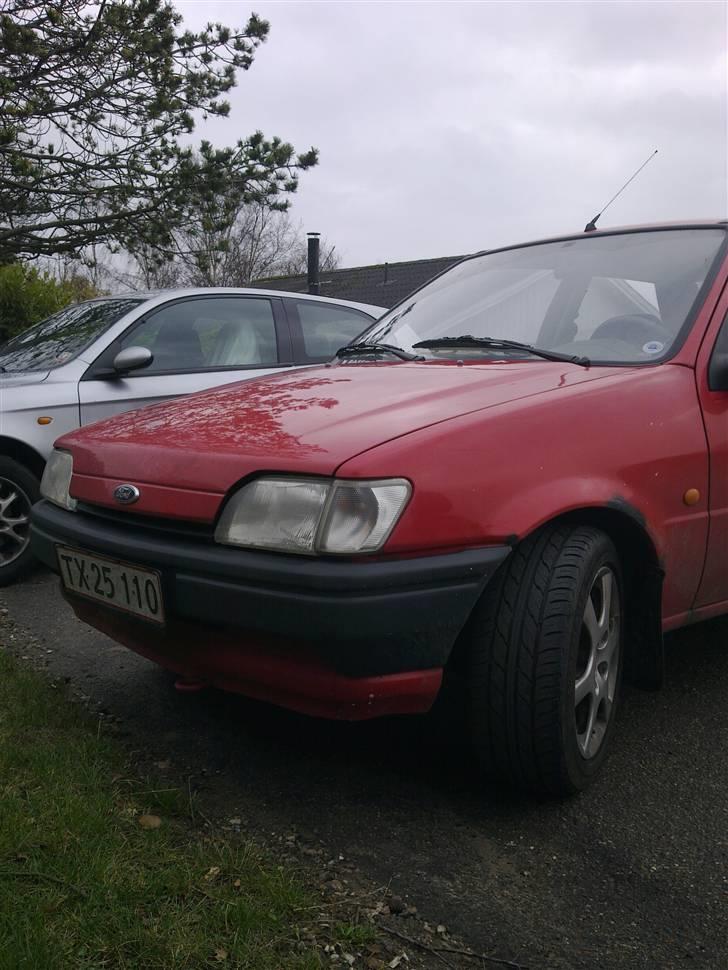 Ford Fiesta 95' billede 2