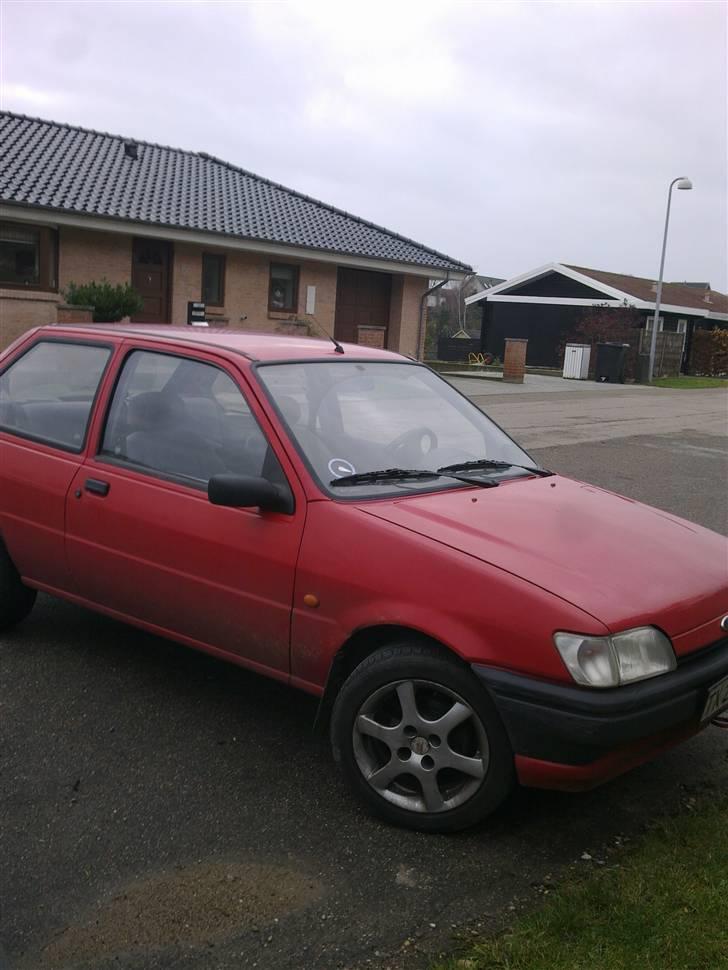 Ford Fiesta 95' billede 5