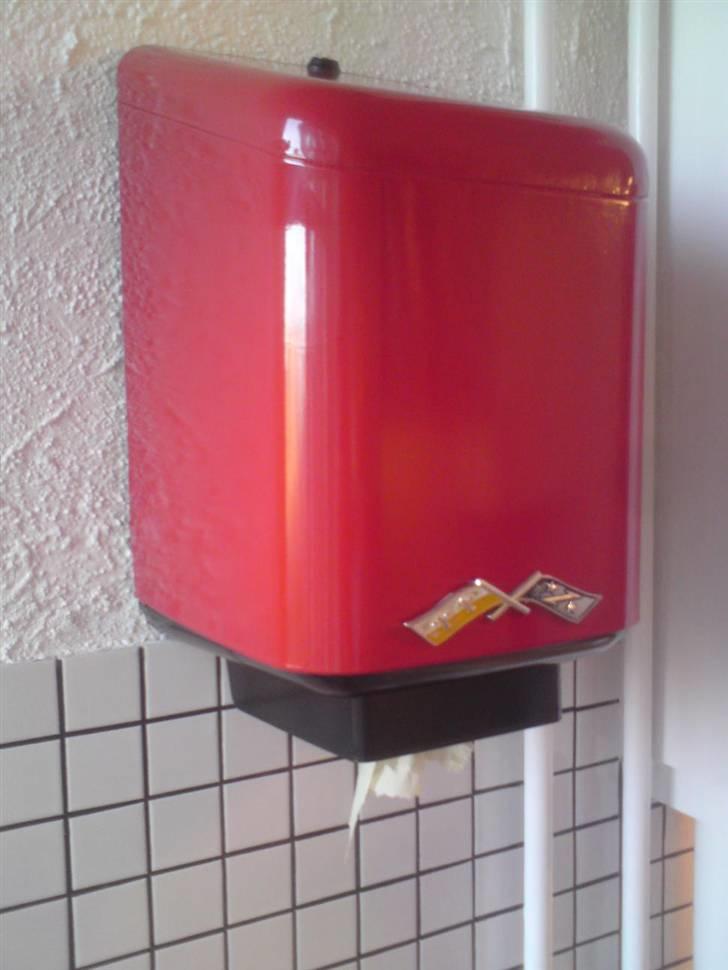 Div "bilting" fra lejligheden.. - Fra en gammel tankstation, hænger i køkkenet,,  super praktisk.. billede 17