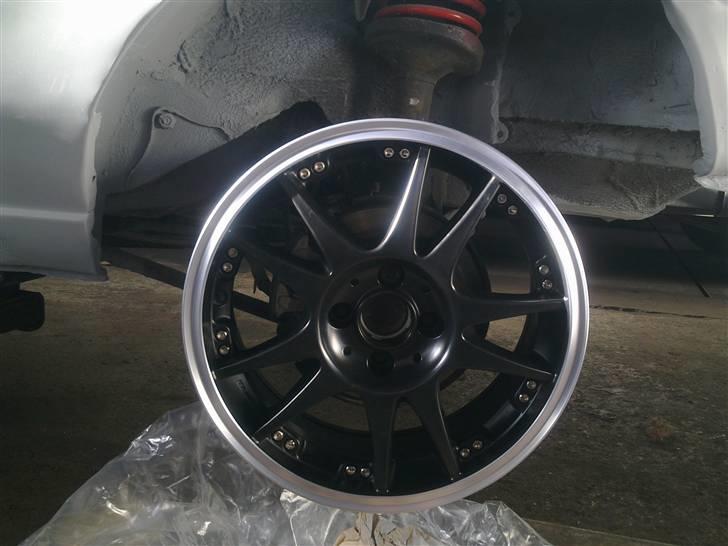 Toyota corolla ae82  - Fælge som skal på rollaen. billede 47