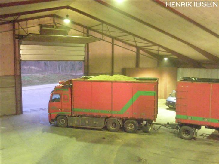 Aktiv Containerservice - Ved at få græsfrø på, ved Katholm Gods, ude ved Grenaa billede 42