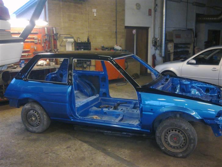 Toyota corolla ae82  - Så blev den delt i 2 faver.. billede 63