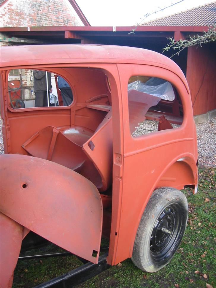 1955 Ford Popular 104E billede 4